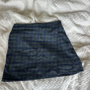 Hollister Classic Plaid Mini Skirt in Navy